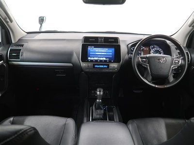 TOYOTA LAND CRUISER - 5