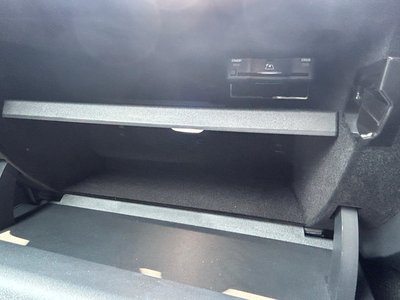 2025 Mercedes-BENZ C-CLASS 缩略图 30