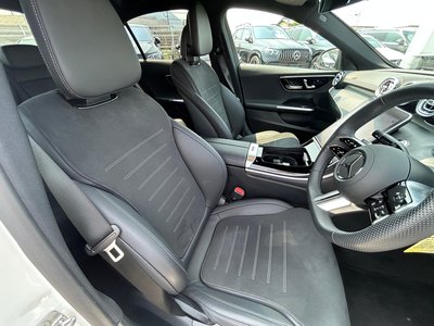 2025 Mercedes-BENZ C-CLASS 缩略图 12