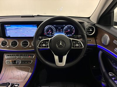 MERCEDES-BENZ E-CLASS - 8