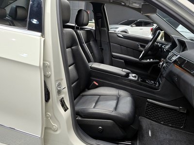 MERCEDES-BENZ E-CLASS - 10