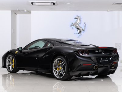 FERRARI F8 TRIBUTO - 10