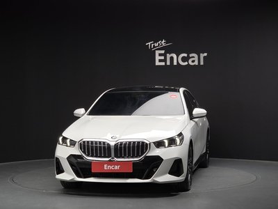 BMW 5 SERIES - 2