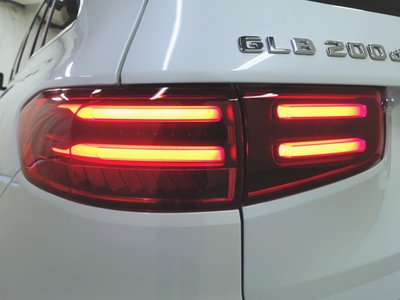 MERCEDES-BENZ GLB - 5