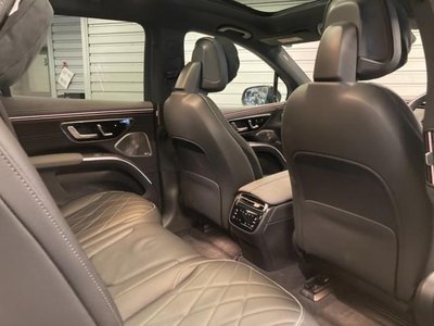 MERCEDES-BENZ EQS - 9