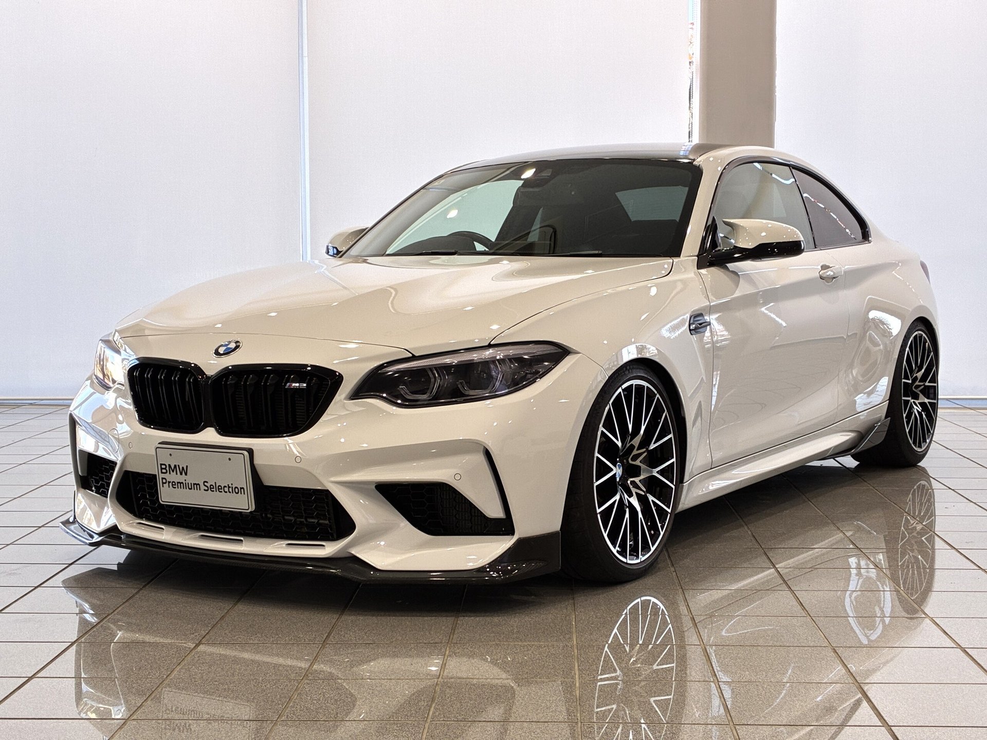 BMW M2 COMPETITION - View 1