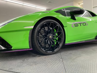 2022 Lamborghini HURACAN — миниатюра 11