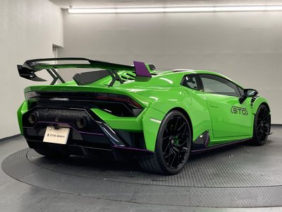 صورة 2 لـ 2022 Lamborghini HURACAN