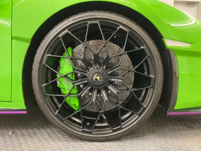 2022 Lamborghini HURACAN — миниатюра 21