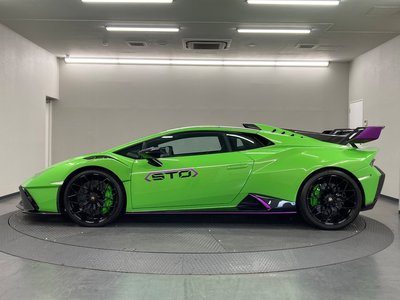 صورة 10 لـ 2022 Lamborghini HURACAN