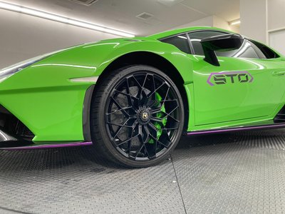 2022 Lamborghini HURACAN — миниатюра 12