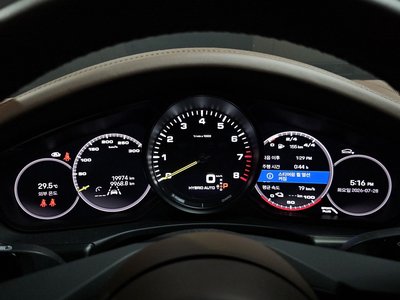 صورة مصغرة 11 لـ 2023 Porsche PANAMERA