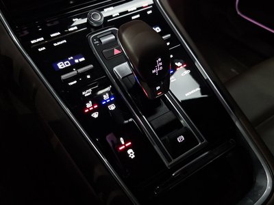 صورة مصغرة 12 لـ 2023 Porsche PANAMERA