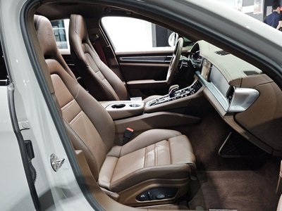 صورة مصغرة 18 لـ 2023 Porsche PANAMERA