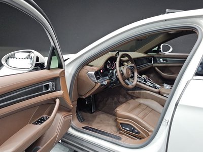 صورة مصغرة 13 لـ 2023 Porsche PANAMERA
