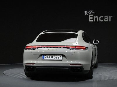 2023 Porsche PANAMERA 照片 3