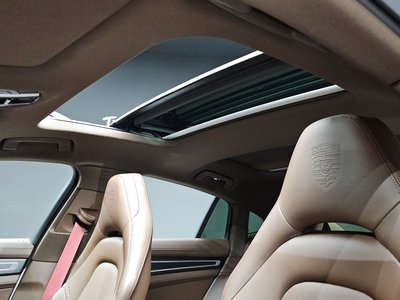 صورة مصغرة 24 لـ 2023 Porsche PANAMERA