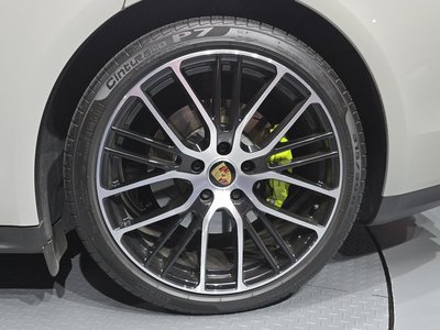 2023 Porsche PANAMERA 照片 8