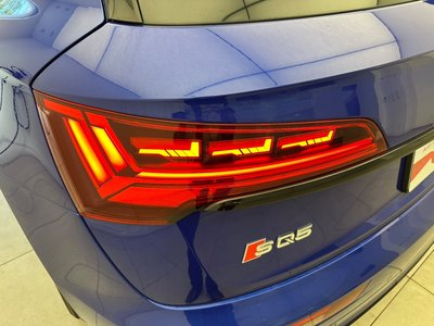 2021 AUDI SQ5 — миниатюра 39