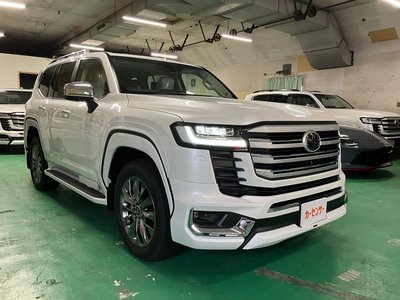 TOYOTA LAND CRUISER 300 - 4