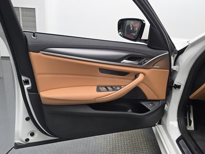 2022 BMW 5 SERIES — миниатюра 14