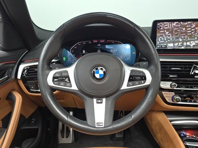 2022 BMW 5 SERIES — миниатюра 19