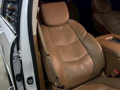 CADILLAC ESCALADE - 10