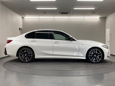 صورة 8 لـ 2023 BMW 3 SERIES
