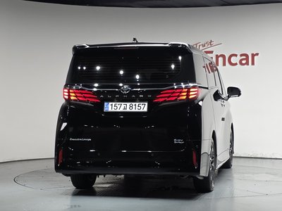 2024 Toyota ALPHARD — фото 4