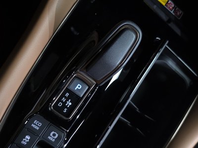 2024 Toyota ALPHARD thumbnail 12