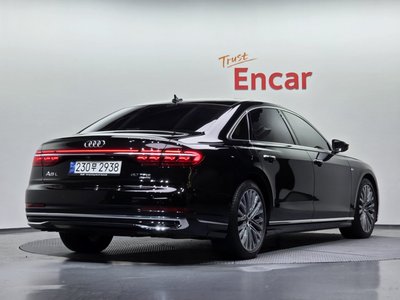 AUDI A8 - 4
