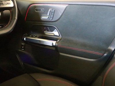 2023 Mercedes-BENZ GLB 缩略图 17
