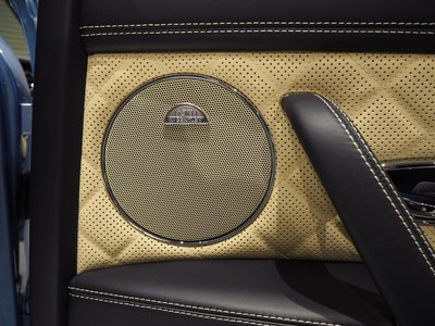 BENTLEY FLYING SPUR - 4