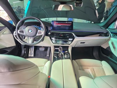 BMW 5 SERIES - 4
