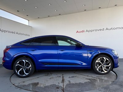 AUDI Q8 - 5