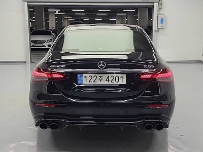 صورة 2 لـ 2022 Mercedes-BENZ E-CLASS
