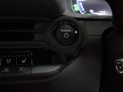 2025 Toyota CROWN SPORT 缩略图 21