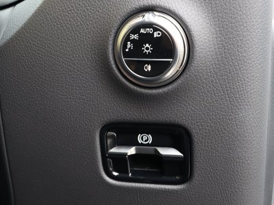 2025 Mercedes-BENZ GLC 缩略图 34