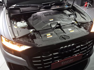 2022 AUDI Q8 照片 7