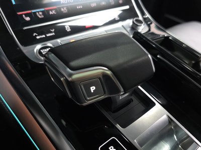 2022 AUDI Q8 缩略图 12