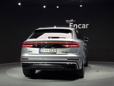 2022 AUDI Q8 照片 3