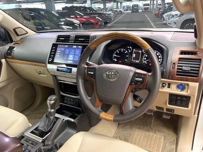 صورة 21 لـ 2023 Toyota LAND CRUISER PRADO
