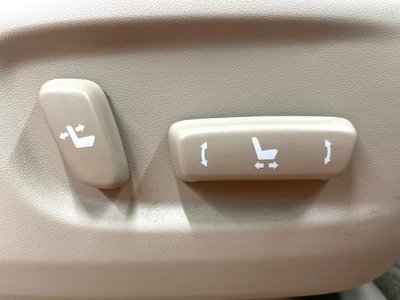صورة 34 لـ 2023 Toyota LAND CRUISER PRADO