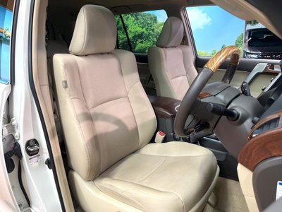 صورة 10 لـ 2023 Toyota LAND CRUISER PRADO