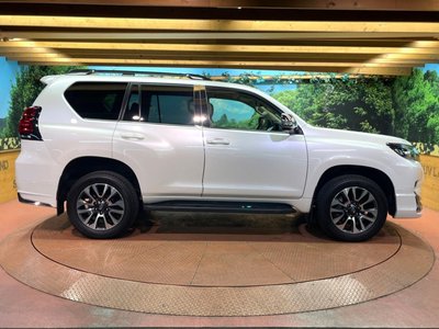 صورة 67 لـ 2023 Toyota LAND CRUISER PRADO