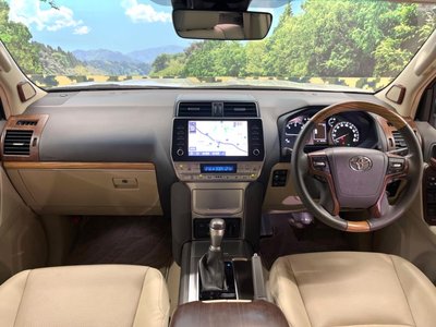 صورة 2 لـ 2023 Toyota LAND CRUISER PRADO