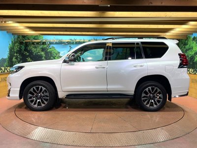 صورة 64 لـ 2023 Toyota LAND CRUISER PRADO