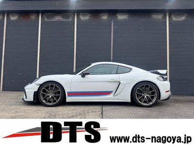 PORSCHE 718 CAYMAN
