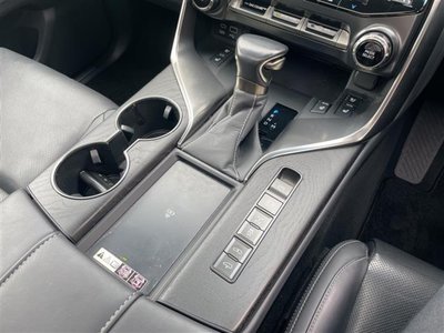 2023 Lexus LX thumbnail 10