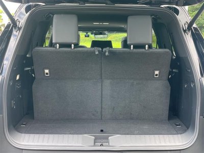 2023 Lexus LX thumbnail 21